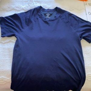 Fabletics men active wear shirt